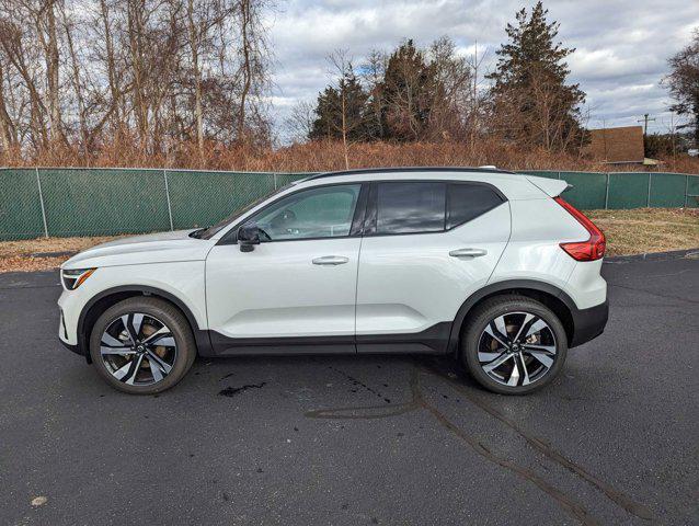 new 2024 Volvo XC40 car, priced at $50,250