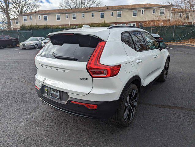 new 2024 Volvo XC40 car, priced at $50,250