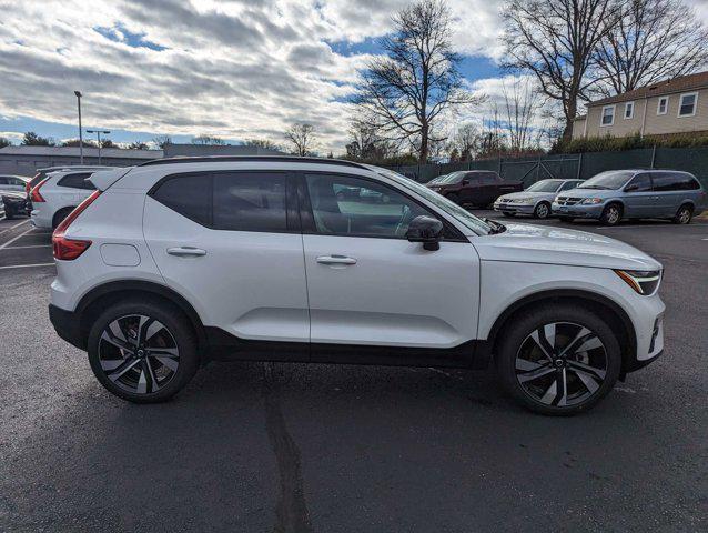 new 2024 Volvo XC40 car, priced at $50,250