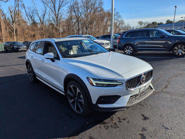 new 2025 Volvo V60 Cross Country car, priced at $61,725