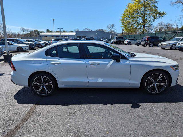 new 2024 Volvo S60 car, priced at $45,245