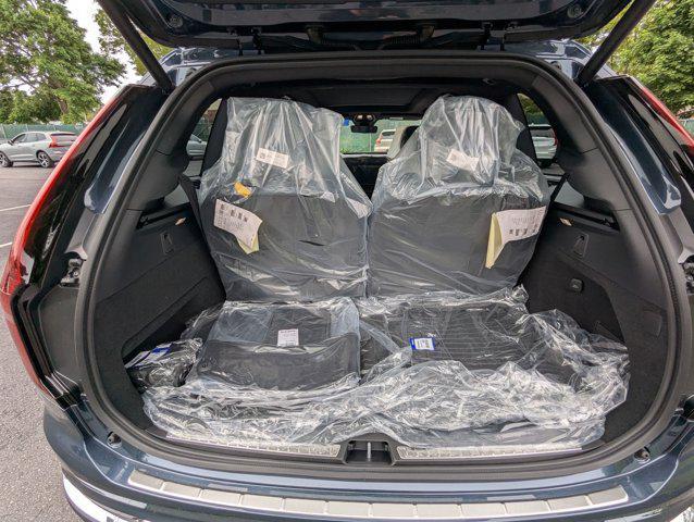new 2025 Volvo XC90 car, priced at $75,290