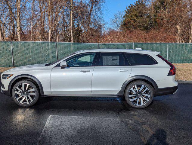 new 2025 Volvo V90 Cross Country car, priced at $68,920