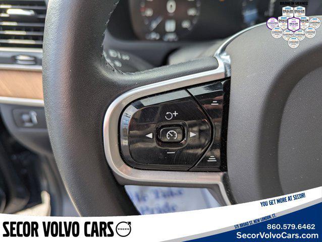 used 2022 Volvo XC90 car, priced at $40,995