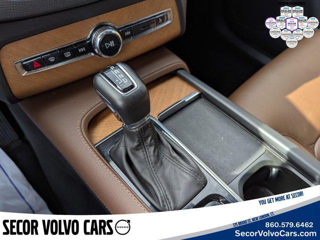 used 2022 Volvo XC90 car, priced at $40,995