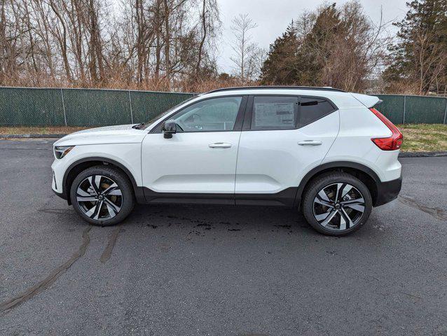 new 2024 Volvo XC40 car, priced at $50,885