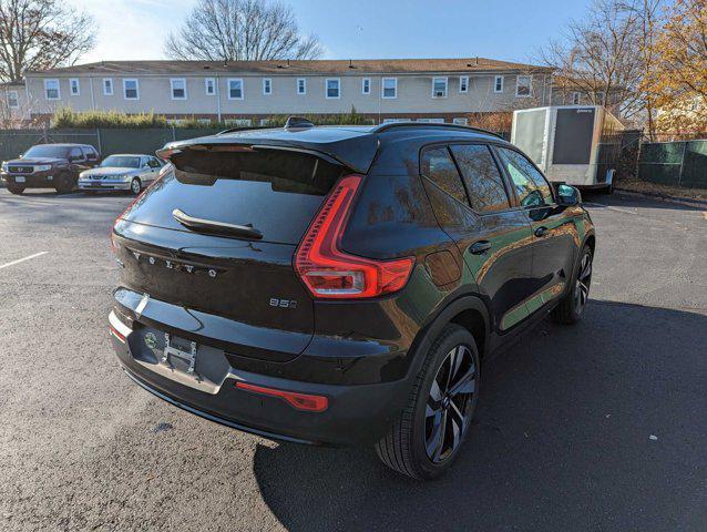 new 2024 Volvo XC40 car, priced at $50,250