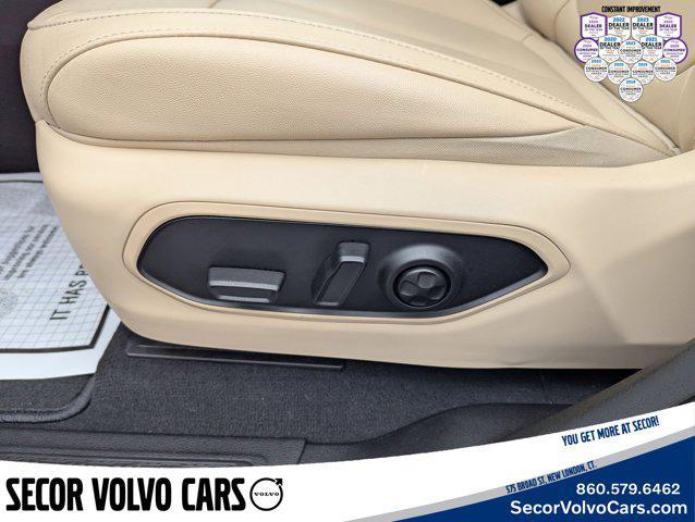 used 2024 Jeep Grand Cherokee car, priced at $34,995