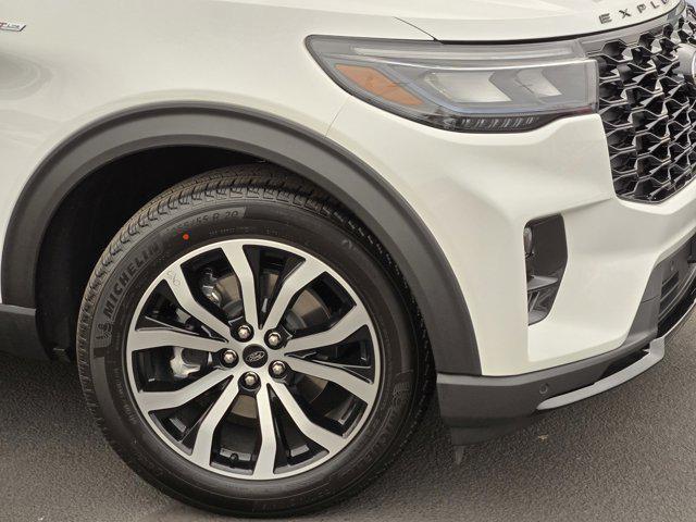 new 2025 Ford Explorer car, priced at $54,540