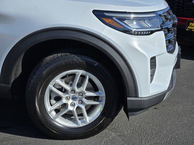 new 2025 Ford Explorer car