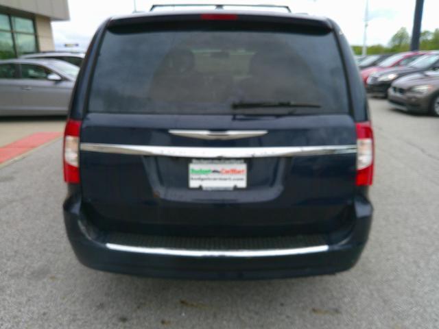used 2015 Chrysler Town & Country car, priced at $5,499