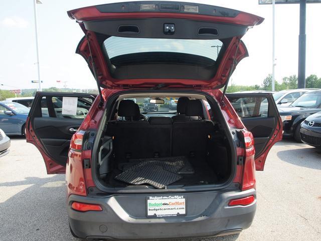 used 2015 Jeep Cherokee car, priced at $9,999