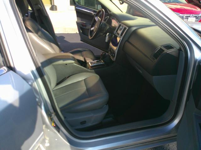 used 2005 Chrysler 300 car, priced at $5,999