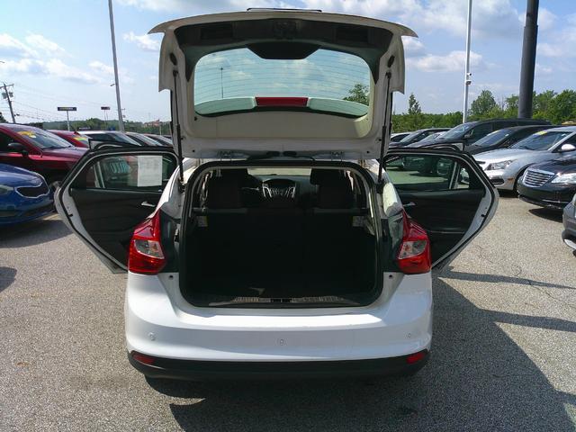 used 2014 Ford Focus car, priced at $4,999