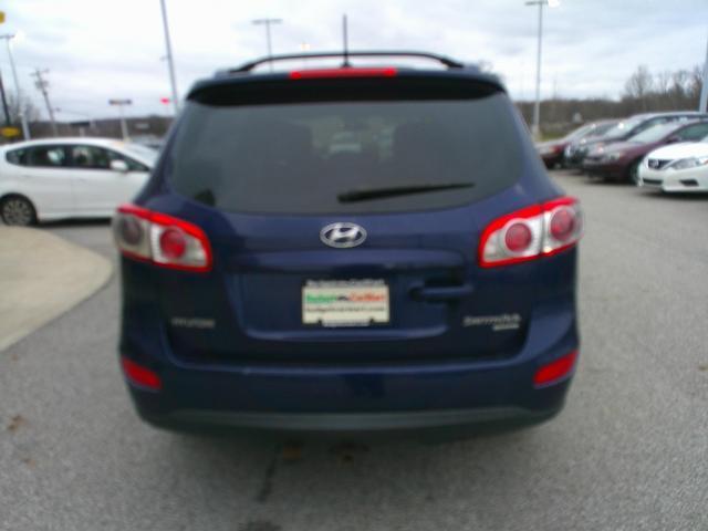 used 2010 Hyundai Santa Fe car, priced at $5,999