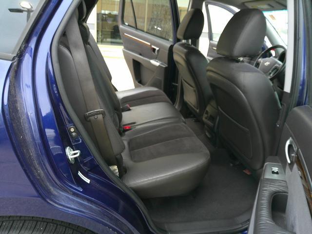 used 2010 Hyundai Santa Fe car, priced at $5,999