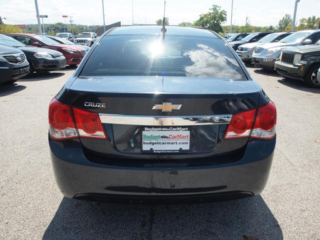 used 2014 Chevrolet Cruze car, priced at $6,499