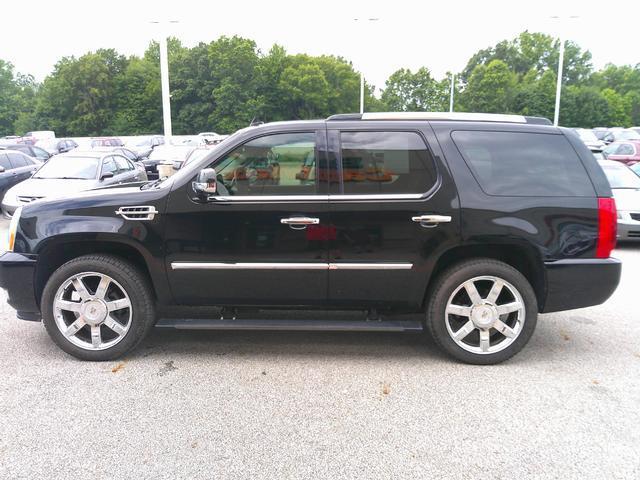 used 2011 Cadillac Escalade car, priced at $8,999