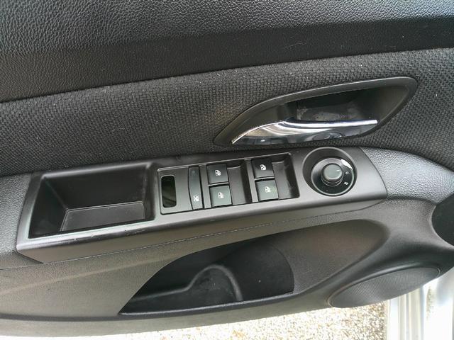 used 2015 Chevrolet Cruze car, priced at $5,999