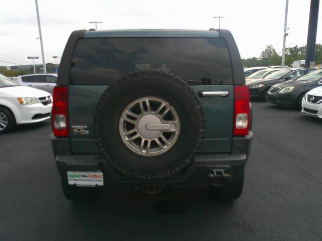 used 2006 Hummer H3 car, priced at $7,999