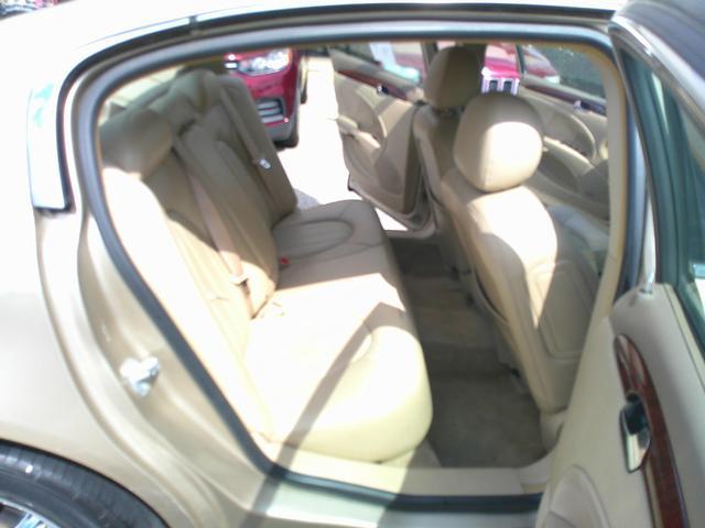used 2006 Buick Lucerne car, priced at $3,500