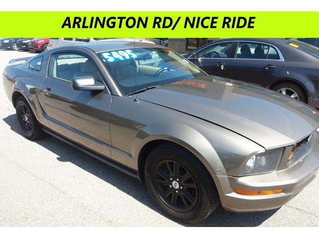 used 2005 Ford Mustang car, priced at $4,999