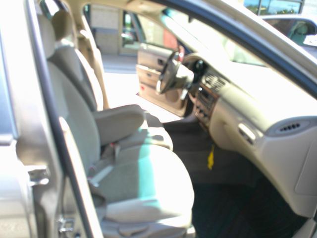 used 2005 Ford Taurus car, priced at $3,999