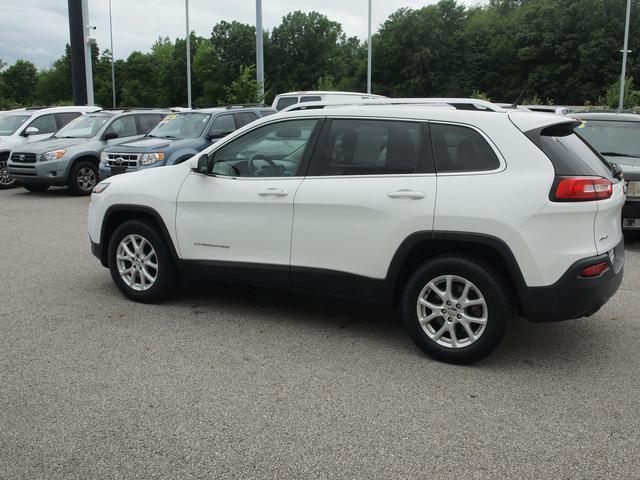 used 2015 Jeep Cherokee car, priced at $7,999