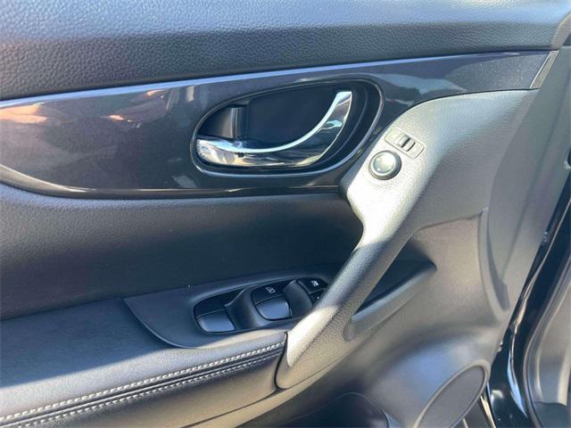 used 2020 Nissan Rogue car, priced at $15,995