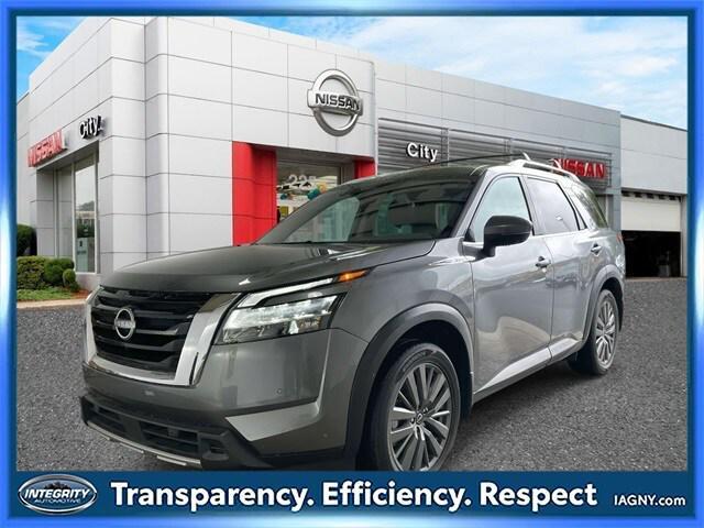 used 2024 Nissan Pathfinder car, priced at $39,999