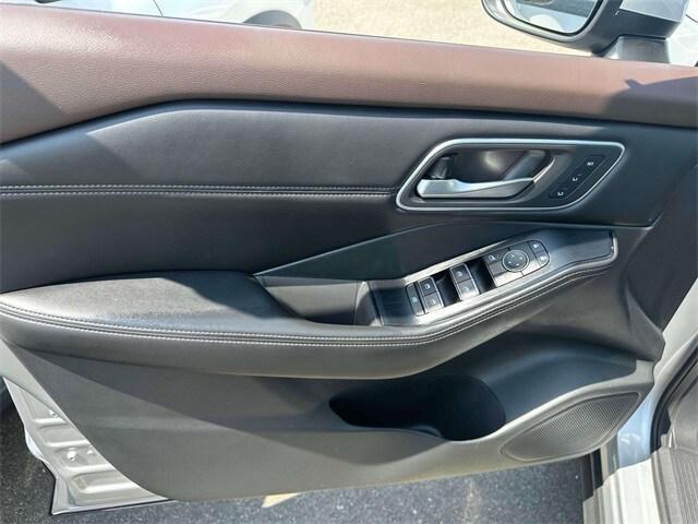 used 2021 Nissan Rogue car, priced at $23,995