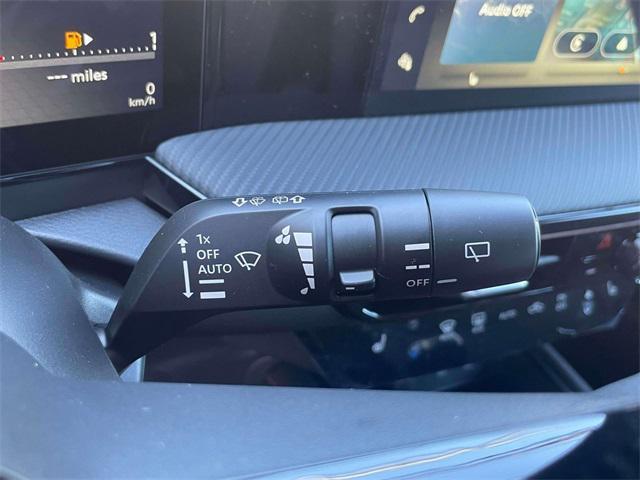 new 2025 Nissan Kicks car, priced at $25,683