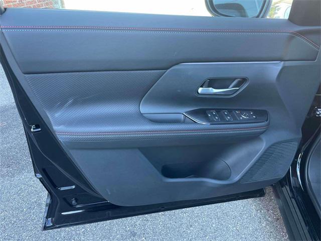 new 2025 Nissan Kicks car, priced at $25,683