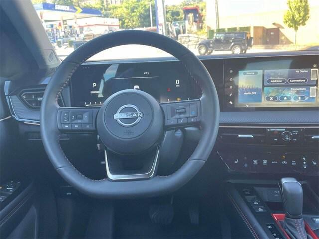 new 2025 Nissan Kicks car, priced at $30,220