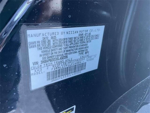 new 2025 Nissan Kicks car, priced at $30,220