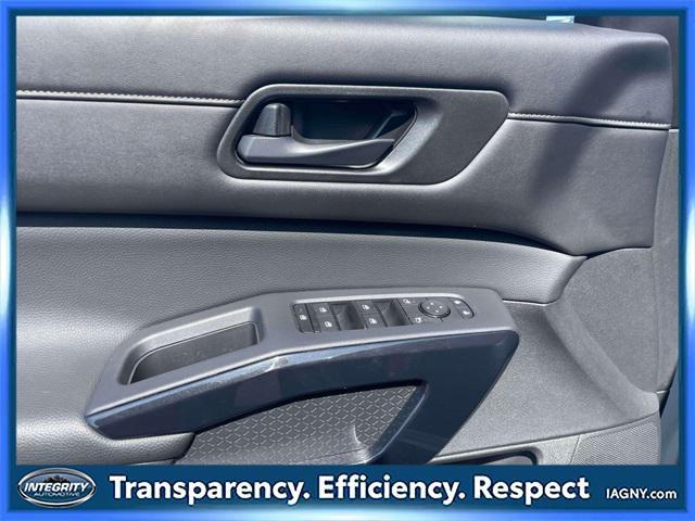 used 2023 Nissan Pathfinder car, priced at $27,999