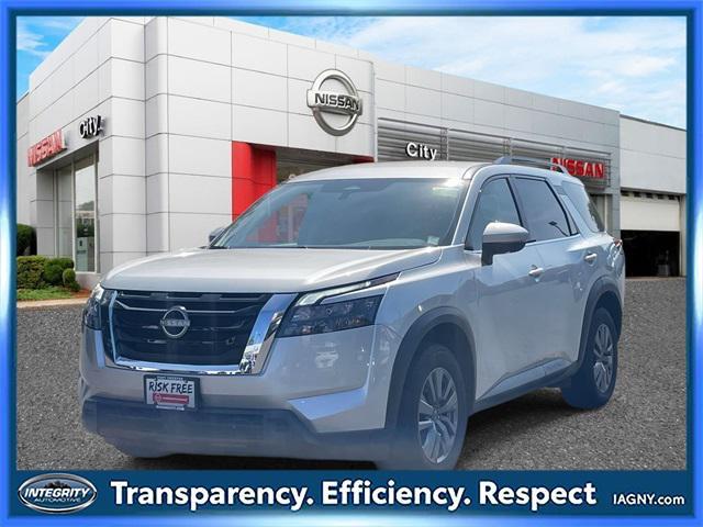 used 2023 Nissan Pathfinder car, priced at $27,999