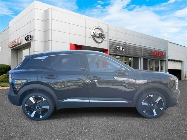 new 2025 Nissan Kicks car, priced at $27,550