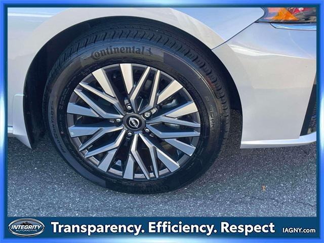 used 2023 Nissan Altima car, priced at $21,995