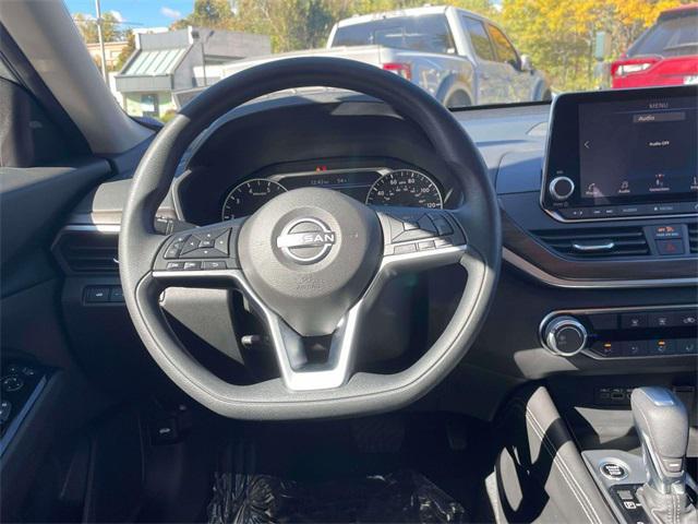 used 2023 Nissan Altima car, priced at $23,995