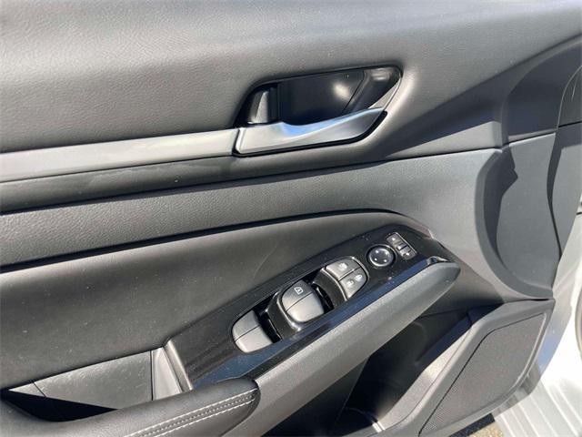 used 2023 Nissan Altima car, priced at $23,995
