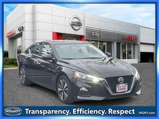 used 2022 Nissan Altima car, priced at $20,000