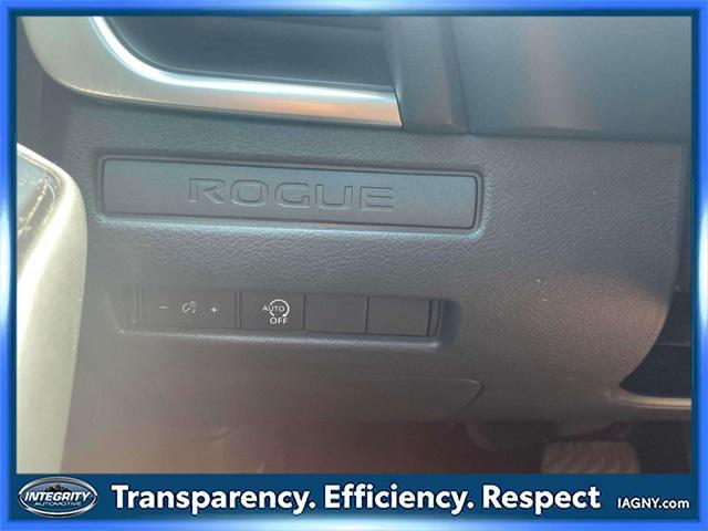 used 2025 Nissan Rogue car, priced at $25,995