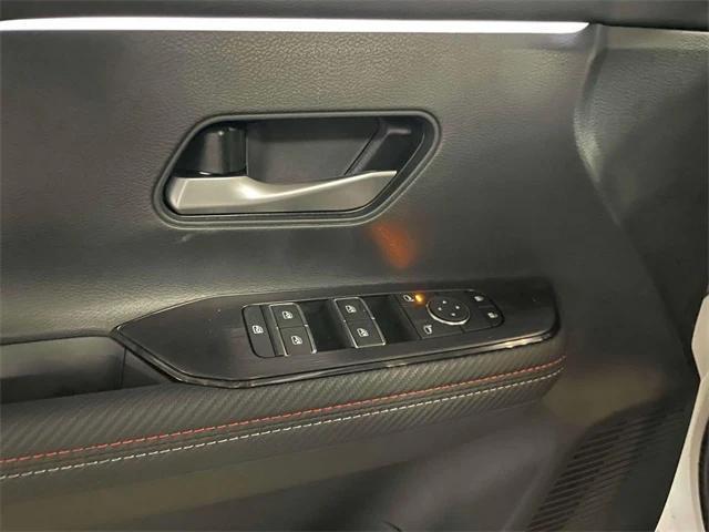 new 2025 Nissan Kicks car, priced at $32,110