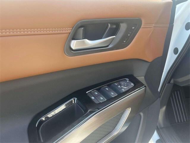 new 2025 Nissan Pathfinder car, priced at $54,258