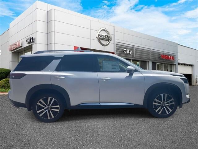 new 2025 Nissan Pathfinder car, priced at $54,258