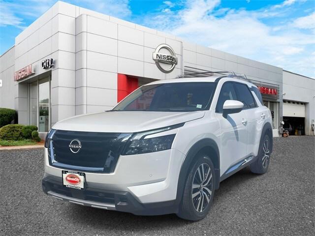 new 2025 Nissan Pathfinder car, priced at $54,258