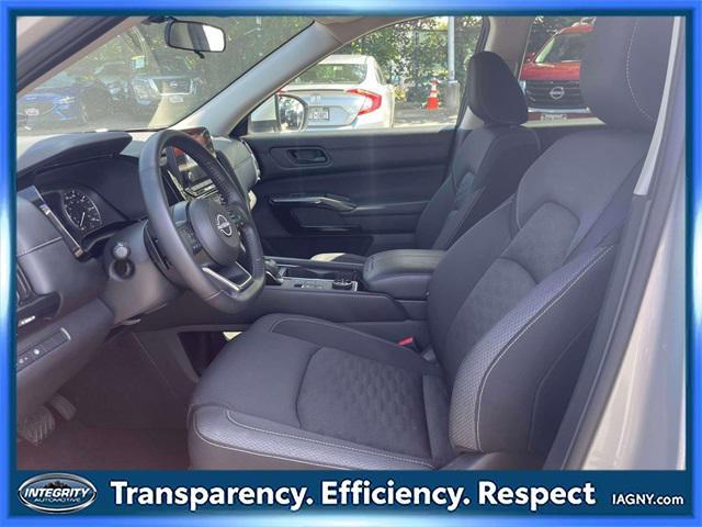 used 2024 Nissan Pathfinder car, priced at $30,000