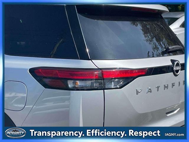used 2024 Nissan Pathfinder car, priced at $30,000