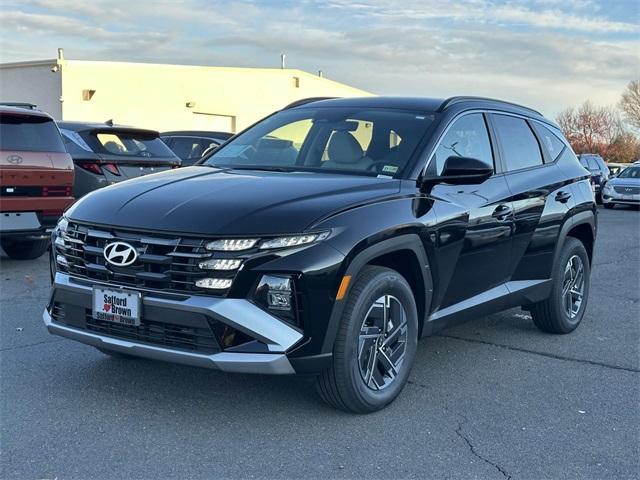 new 2025 Hyundai Tucson Hybrid car, priced at $35,289